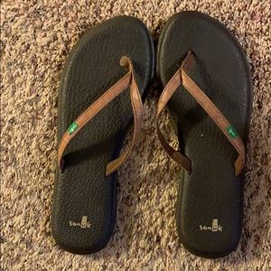 Sanuk Women’s Flip Flop size 9